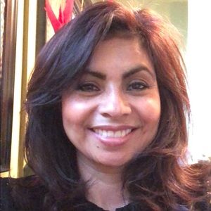 Meet your Posher, Arminda